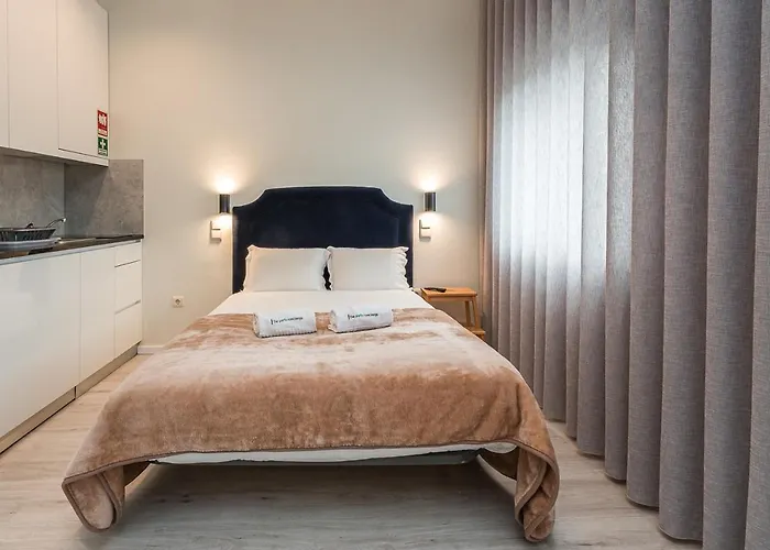 River View Building Daire