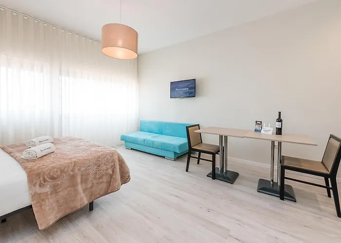 River View Building דירה