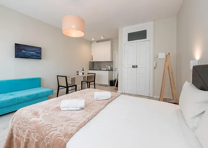 River View Building * וילה נובה דה גאיה